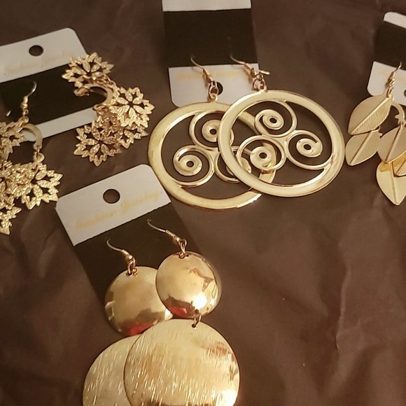 Golden Hoop Earring - 4 for $6 - Picture 3 of 3